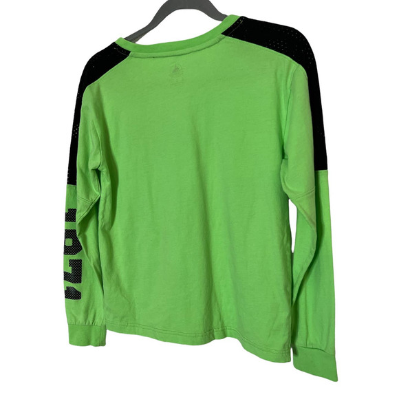 Walt Disney World Long Sleeve T-shirt in Green and Black, Size Medium - Picture 3 of 5